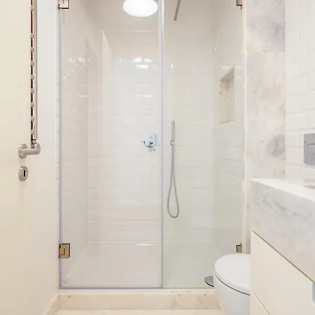 Apartman Arco Augusta By The Good Neighbour In *