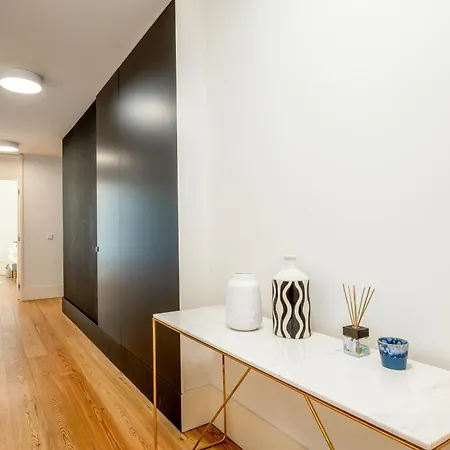 아파트 Arco Augusta By The Good Neighbour In *