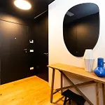 公寓 Arco Augusta By The Good Neighbour In *