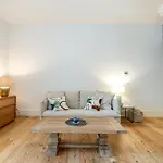 公寓 Arco Augusta By The Good Neighbour In